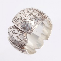 Four Shield Silver Band Ring